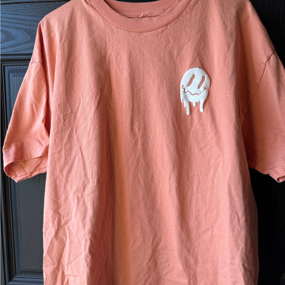 Coral Drip Smiley Short Sleeve Tee